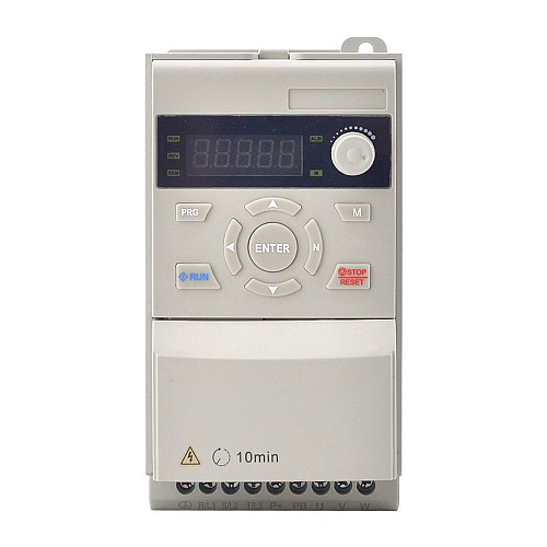 Serie EV50 VFD 2HP 1.5KW 7.0A Unidad de frecuencia variable monofásica 220V Serie EV50 VFD 2HP 1.5KW 7.0A Unidad de frecuencia variable monofásica 220V