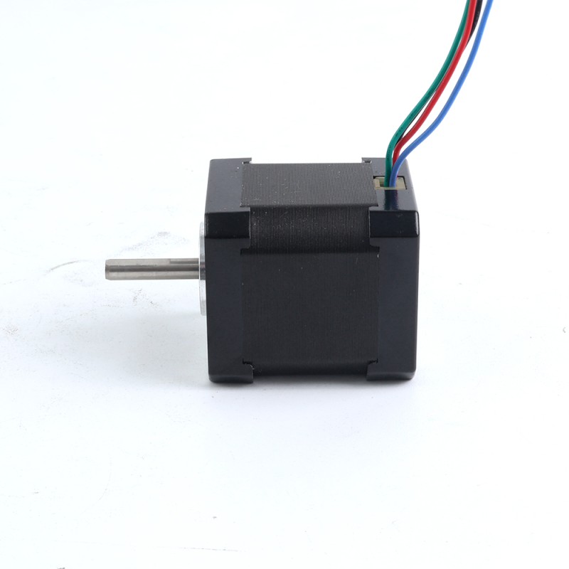 Usado – Disponible en China - Nema 17 Bipolar 0.9deg 46Ncm(65.1oz.in) 2A 42x42x48mm 4 Hilos