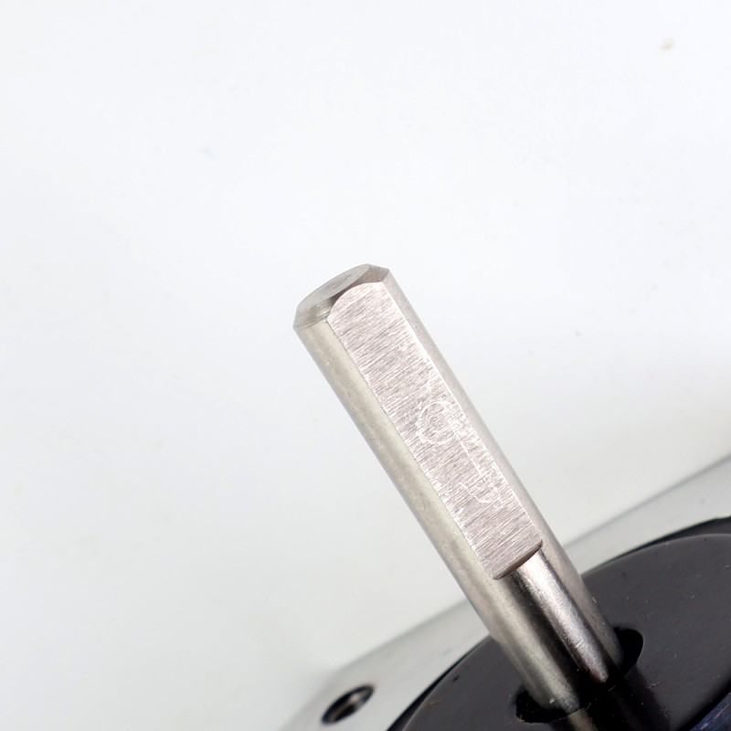 Usado - Existencias China - Nema 17 Bipolar 45Ncm(63.74oz.in) 1.5A 42x42x40mm 4 Hilos con Conector de Clavija de 1m