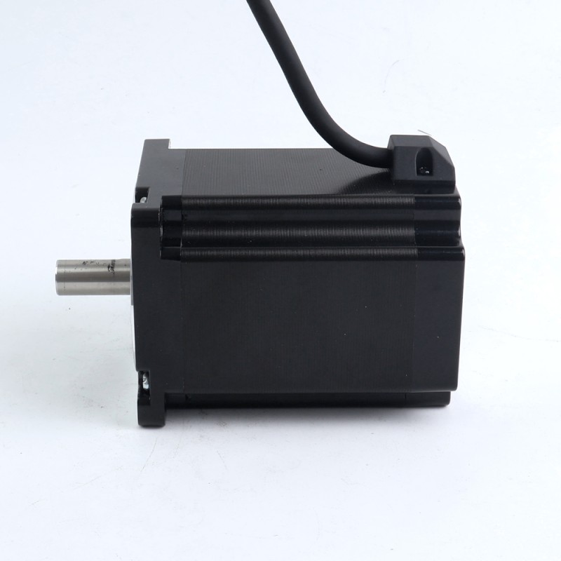 Usado – Disponible en China - Motor paso A paso Nema 34 serie S, 8,5Nm(1204oz.in), eje de chavetero de 14mm