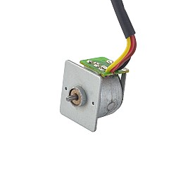Φ15x12mm PM Motor paso a paso 18 grados 2.45mN.m(0.347oz.in) 0.04A 4 cables