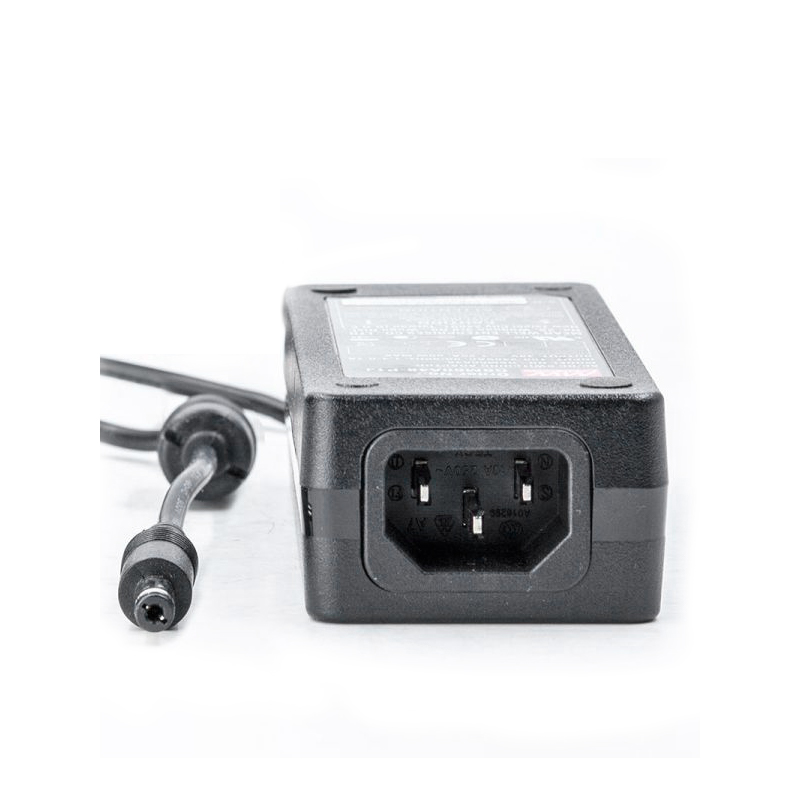 GSM60A05-P1J MEANWELL 30W 5VDC 6A 115/230VACAC-DCAdaptador médicoVerde confiable