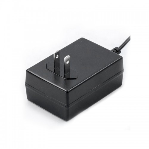 GST18U09-P1J MEANWELL 18W 9VDC 2A 115/230VACAC-DCAdaptador industrialVerde confiable