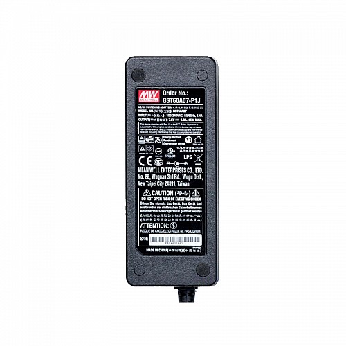 GST60A07-P1J MEANWELL 45W 7VDC 6A 115/230VACAC-DCAdaptador industrialVerde confiable