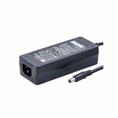 GST60A07-P1J MEANWELL 45W 7VDC 6A 115/230VACAC-DCAdaptador industrialVerde confiable