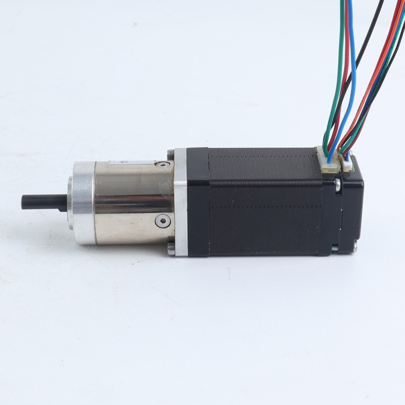 Usado – Disponible en China - Motor paso a paso Nema 11 con caja de cambios 14:1 y codificador magnético