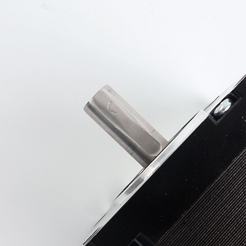 Productos de segunda mano - Motor paso a paso de closed-loop integrado NEMA 24 serie iCL 3,5Nm(495,64oz.in) 20-50VCC con codificador de 14-bit Productos de segunda mano - Motor paso a paso de closed-loop integrado NEMA 24 serie iCL 3,5Nm(495,64oz.in) 20-50VCC con codificador de 14-bit