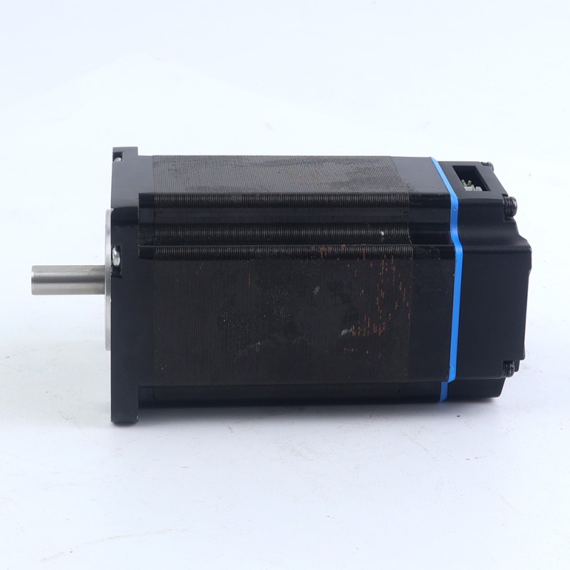 Usado – Disponible en China - Motor paso a paso integrado NEMA 23 serie iDM 3,1Nm(439oz.in) 20-50VCC