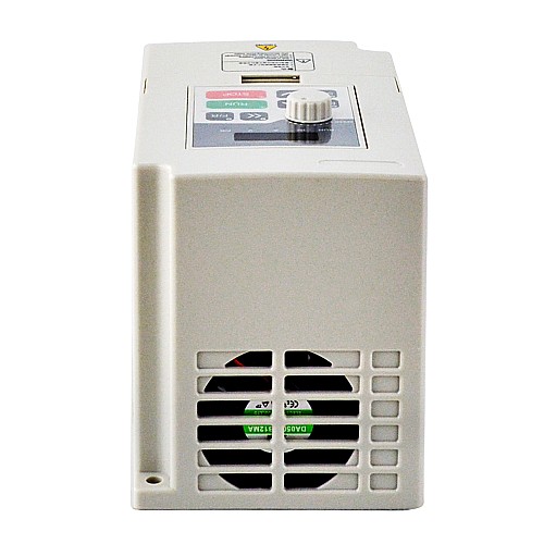 VFD 0.75KW 1HP 7.0A 110V Inversor de motor de accionamiento de frecuencia variable